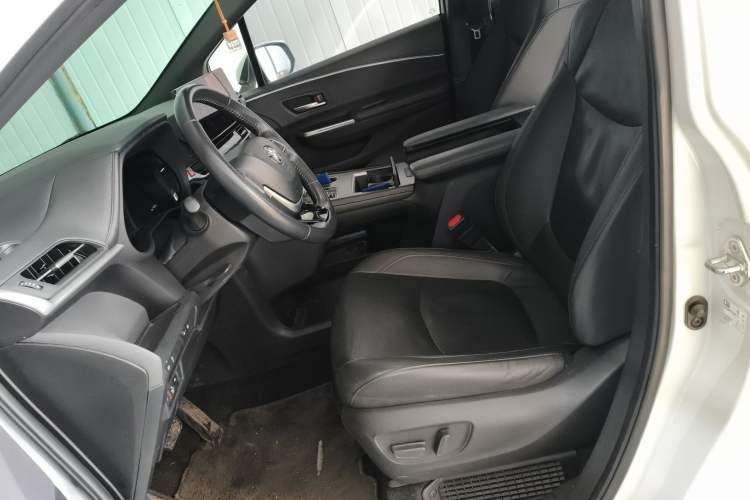 Used Toyota Sienna 2021 2.5L Hybrid Ultimate Edition