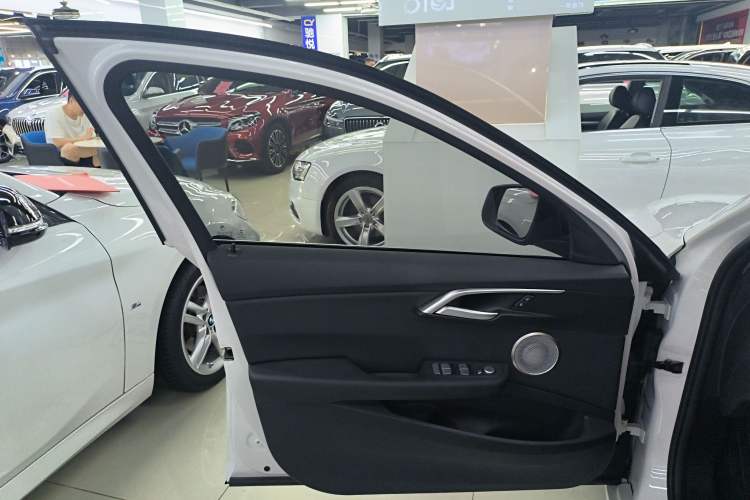 Used BMW 1 Series 2023 120i M Sport Edition
