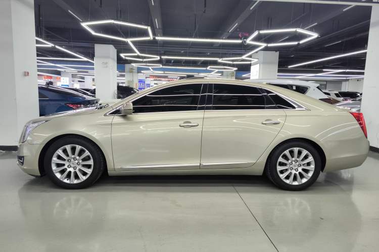 Used Cadillac XTS 2014 28T Comfort Version
