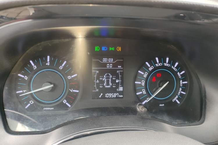 Used Chery Tiggo 3 2016 1.6L Manual ZhiShang Edition