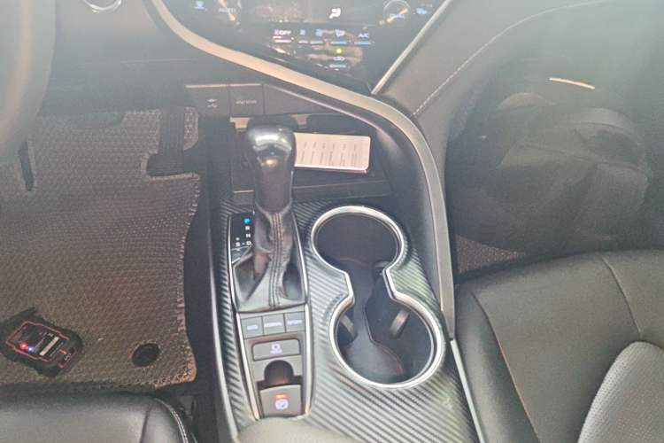 Used Toyota Camry 2019 2.5S FENGSHANG Version China VI Standard
