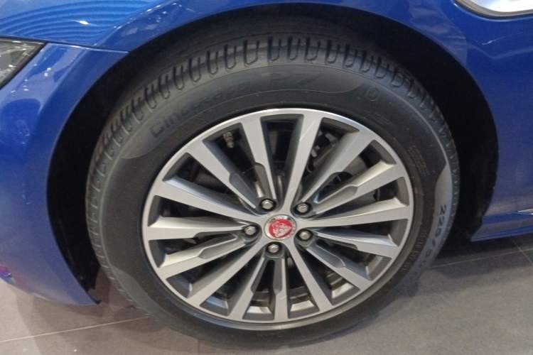 Used Jaguar XEL 2020 2.0T 200PS R-DYNAMIC Youth Sports Edition
