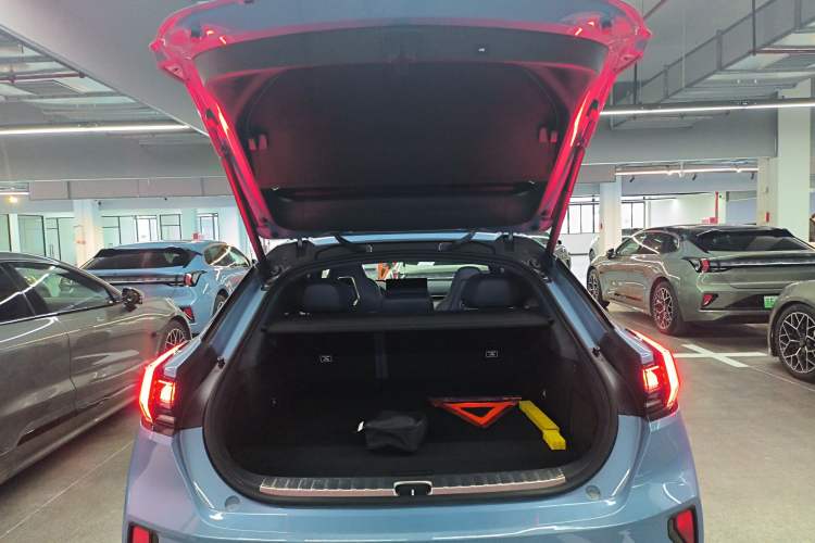 Used Zeekr 001 2025 YOU Edition 100 kWh All-Wheel Drive