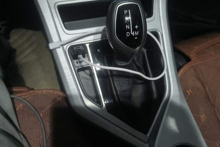 Used Geely Auto Vision 2019 Upgraded Model 1.5L CVT Luxury Version China VI Standard
