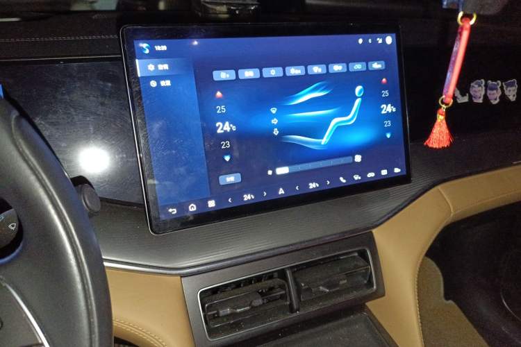 Used BYD Song L DM-i 2024 112 km Leading Edition