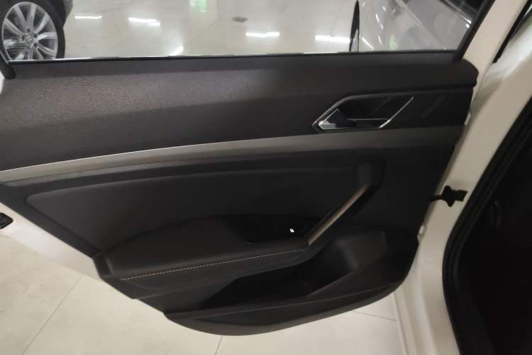 Used Volkswagen Lavida 2019 Hatchback 200TSI DSG Comfort Edition China VI
