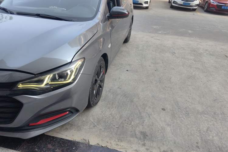 Used Chevrolet Monza 2019 Redline 320T Dual-Clutch Joyful Edition China VI Standard