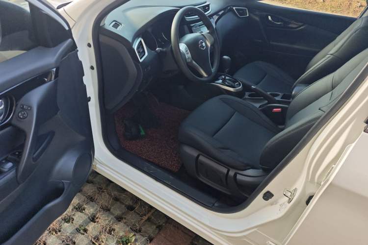 Used Nissan Qashqai 2016 2.0L CVT Elite Edition
