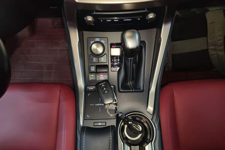 Used Lexus NX 2020 200 All-Wheel Drive Fēngshàng Version China VI Standard
