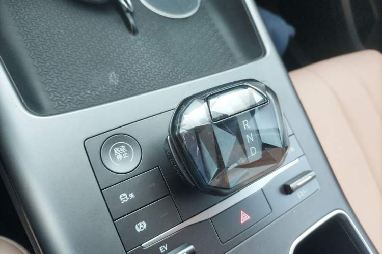 Used BYD Song Pro New Energy 2025 Second-Generation DM-i 75KM Leading Edition
