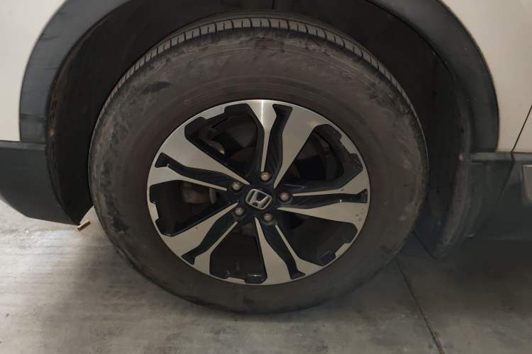 Used Honda CR-V 2017 240TURBO CVT Front-Wheel Drive Fashion Edition