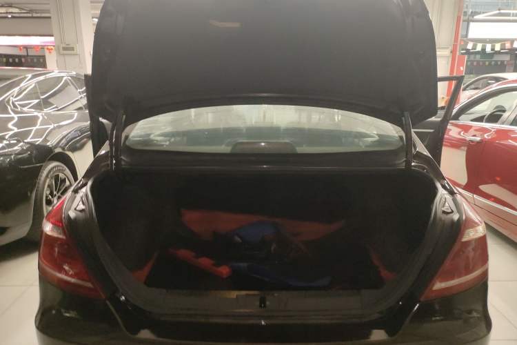 Used Geely Auto Emgrand 2016 Sedan 1.5L CVT Upward Version