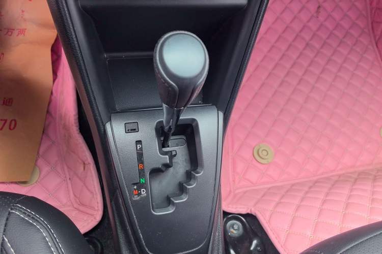 Used Toyota YARiS L 2019 1.5E CVT Dynamic Edition China VI compliant
