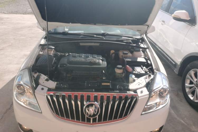 Used Buick Excelle 2013 1.5L Automatic Classic Model
