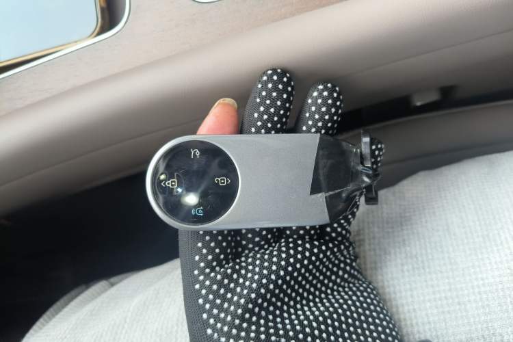 Used Hima AITO M9 2024 Range-Extended Ultra Version 42 kWh 6-Seater Model
