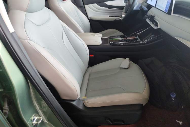 Used Venucia V DD-i 2023 110 km iE Version