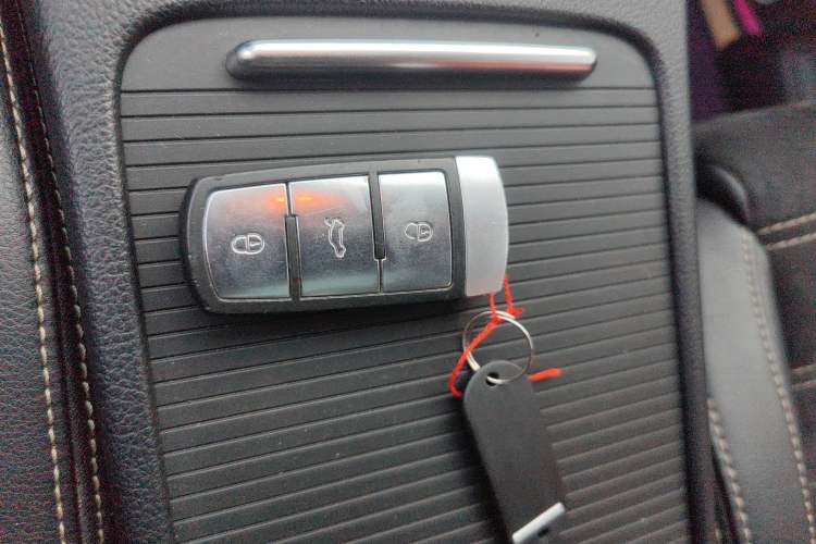 Used Volkswagen FAW-Volkswagen CC 2018 1.8TSI Prestige Model
