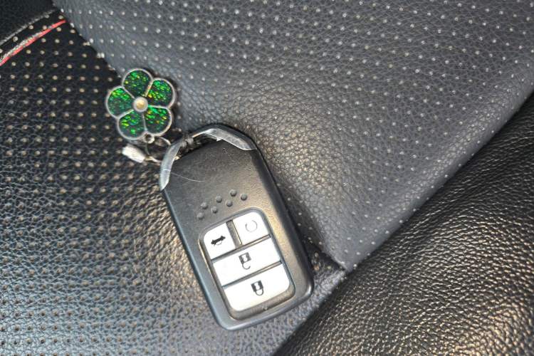 Used Honda Civic 2016 220TURBO CVT Luxury Edition
