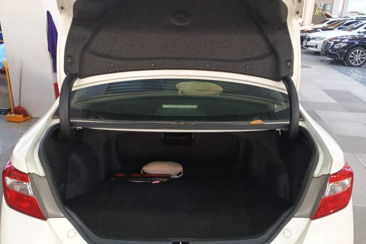 Used Toyota Camry 2013 2.0G Comfort Edition
