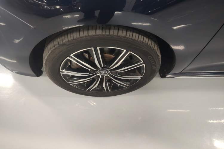 Used BYD Song MAX New Energy 2019 DM 1.5T Smart Connect Zhiyao Model 6 Seats China VI Standard
