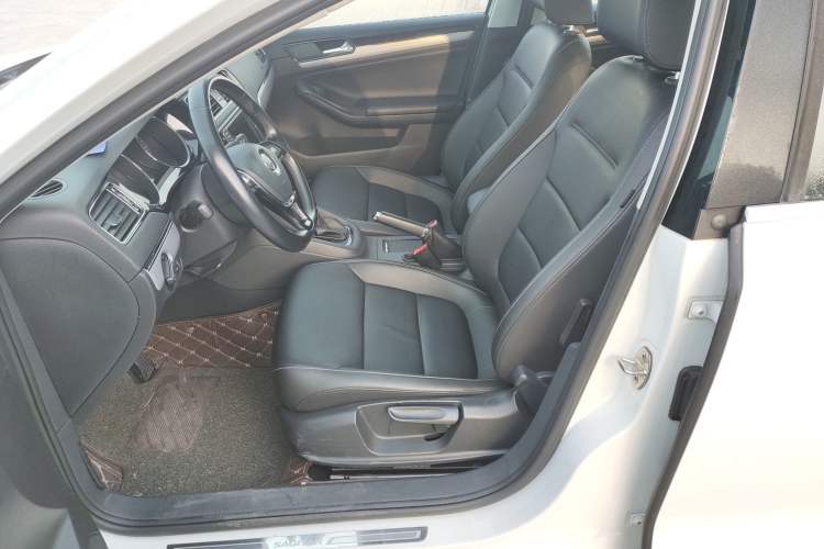 Used Volkswagen Sagitar 2018 180TSI DSG Prestige Edition
