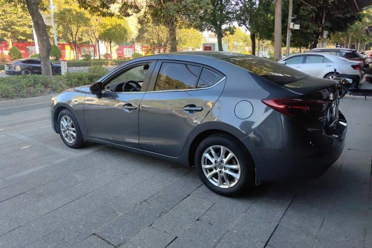Used Mazda Mazda 3 Axela 2017 Sedan 1.5L Automatic Luxury Model Emission Standard China V