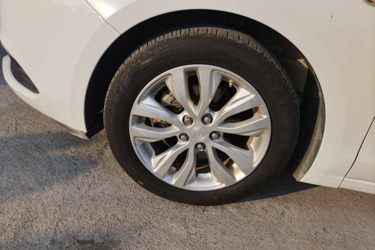 Used Buick GT 2019 15T Dual-Clutch Connected Elite Model China VI
