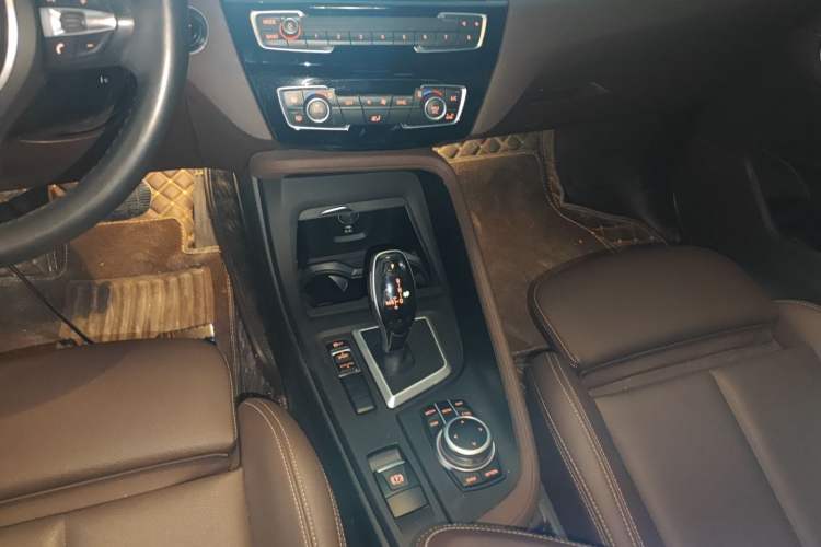 Used BMW X1 2021 sDrive25Li Leading Model
