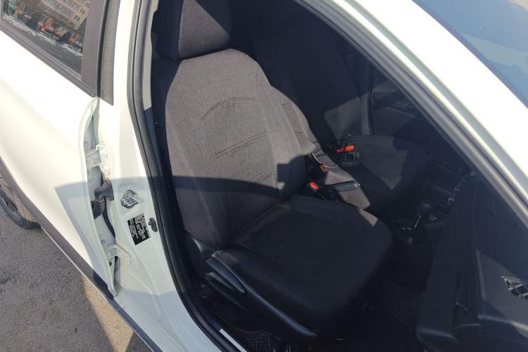 Used Toyota YARiS L 2021 X-Trail 1.5L CVT Leading Edition