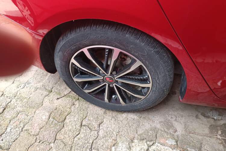 Used Roewe i5 2020 1.5L Automatic 4G Connect Luxury Flagship Edition
