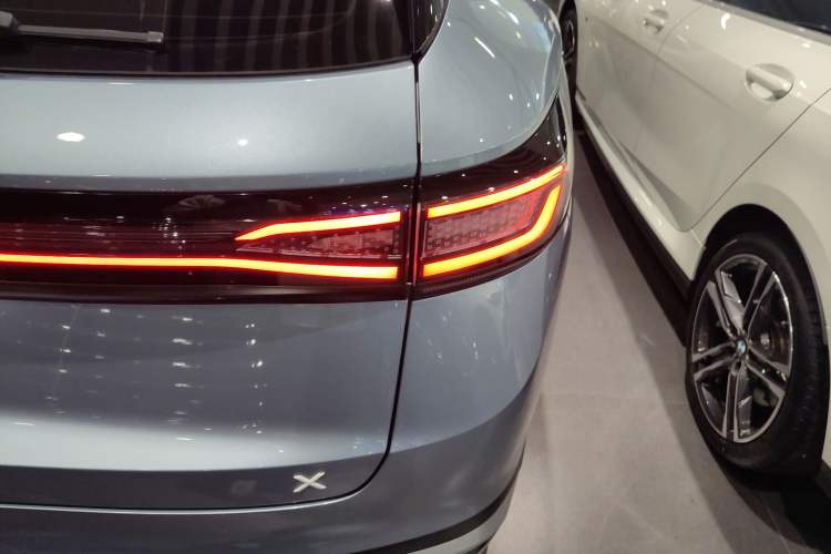 Used Volkswagen ID.4 X 2021 Pure Edition
