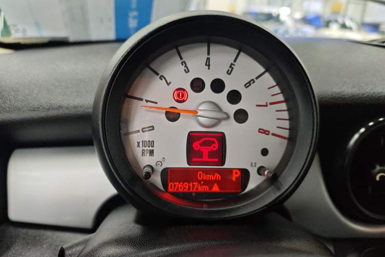 Used  MINI 2011 1.6L ONE