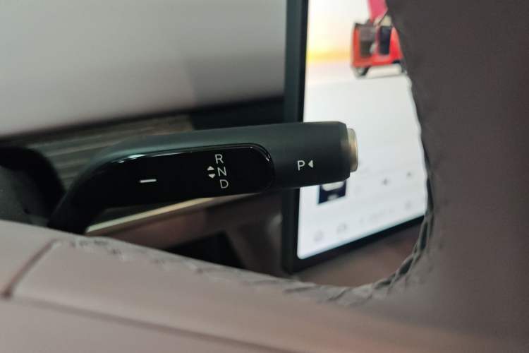 Used ONVO L60 2024 60 kWh Rear-Drive Version