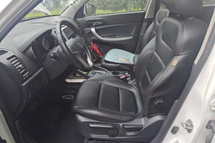 Used Changan CS35 2014 1.6L Automatic Luxury Model China IV Standard
