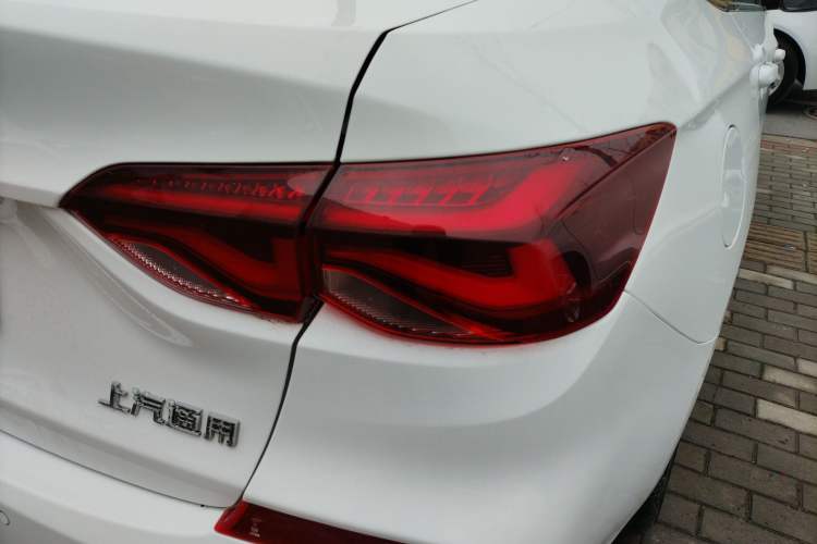 Used Chevrolet Monza 2022 320 Automatic Enjoyment Sunroof Version
