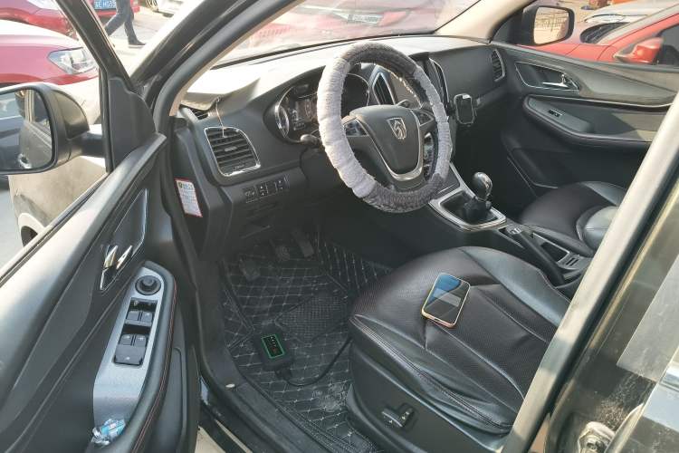 Used Baojun 560 2015 1.8L Manual Luxury Model