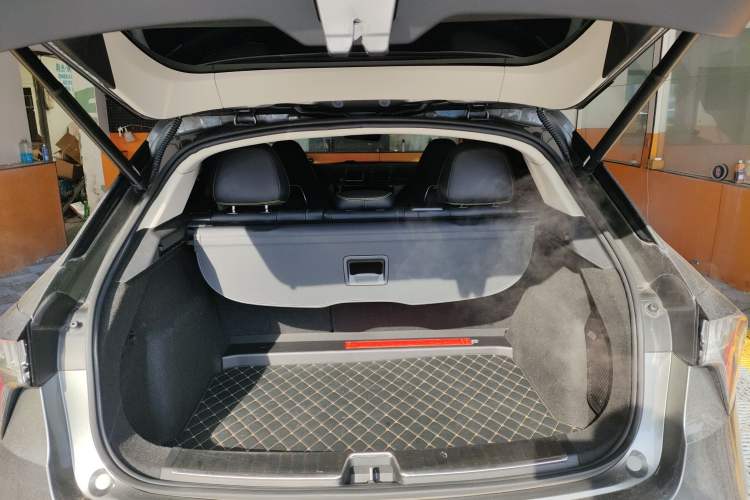 Used Lynk & Co 02 2022 1.5T DCT Shine Pro