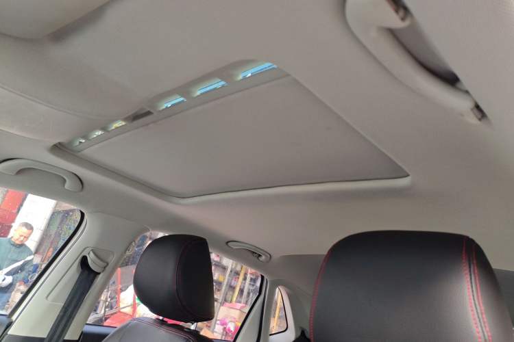 Used Volkswagen Polo 2016 1.6L Automatic Comfort Model