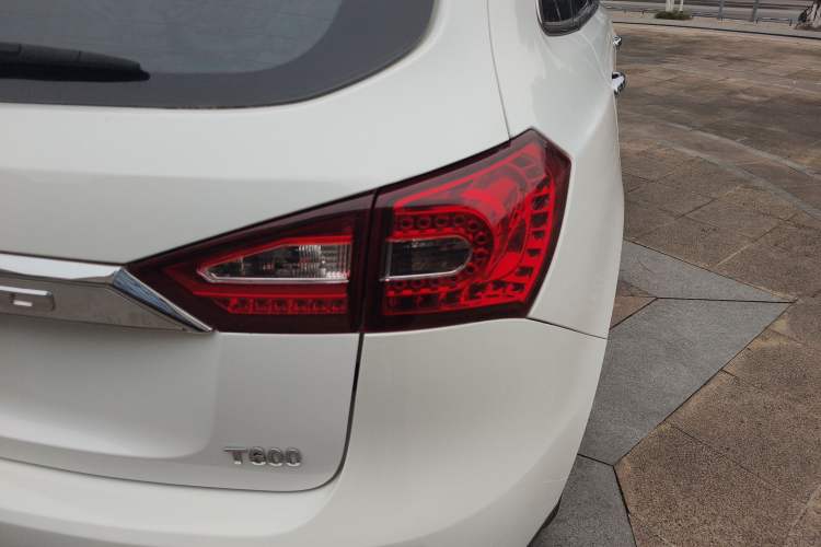 Used Zotye T600 2016 1.5T Manual Flagship Model