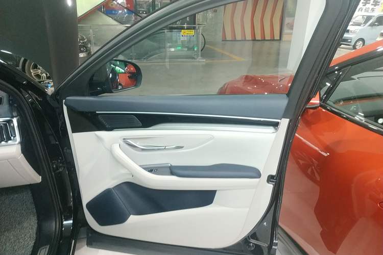 Used BYD Song PLUS New Energy 2024 Honor Edition EV 520km Flagship Model
