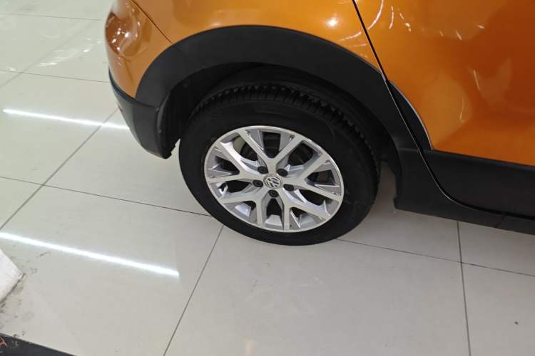 Used Volkswagen Polo 2014 1.6L Cross Polo Automatic
