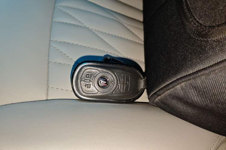 Used Buick GL8 2022 Land Executive Class 652T Prestige Model