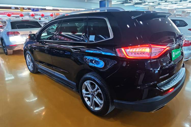 Used Ford Edge 2018 EcoBoost 245 Two-Wheel-Drive Titanium 7-Seater China V Standard