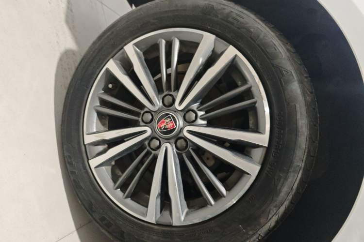 Used Roewe i5 2019 1.5L Automatic 4G Connected Linghao Flagship Edition
