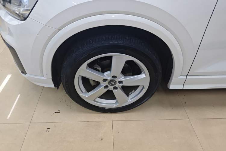 Used Audi Q2L 2018 35 TFSI Fashion Elegant Version China V
