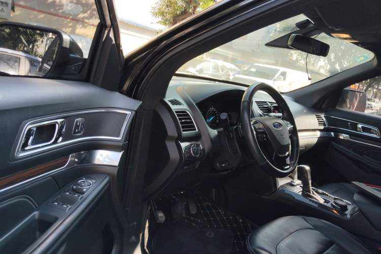 Used Ford Explorer 2017 2.3T Elite Edition