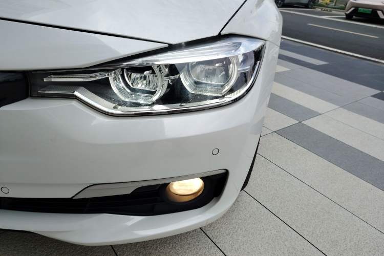 Used BMW 3 Series 2019 320Li Fashion Model
