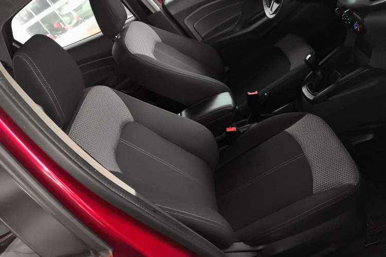 Used Ford EcoSport 2013 1.5L Manual Comfort Model
