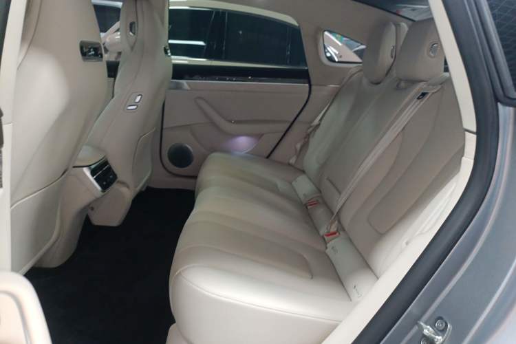 Used Hima Luxeed S7 2024 Max RS Four-Wheel-Drive Performance Edition
