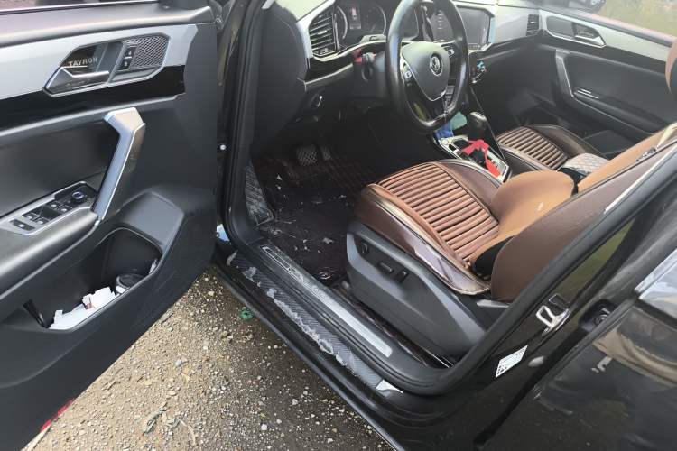 Used Volkswagen Tayron 2020 330TSI Two-Wheel Drive Luxury Smart Connectivity Version
